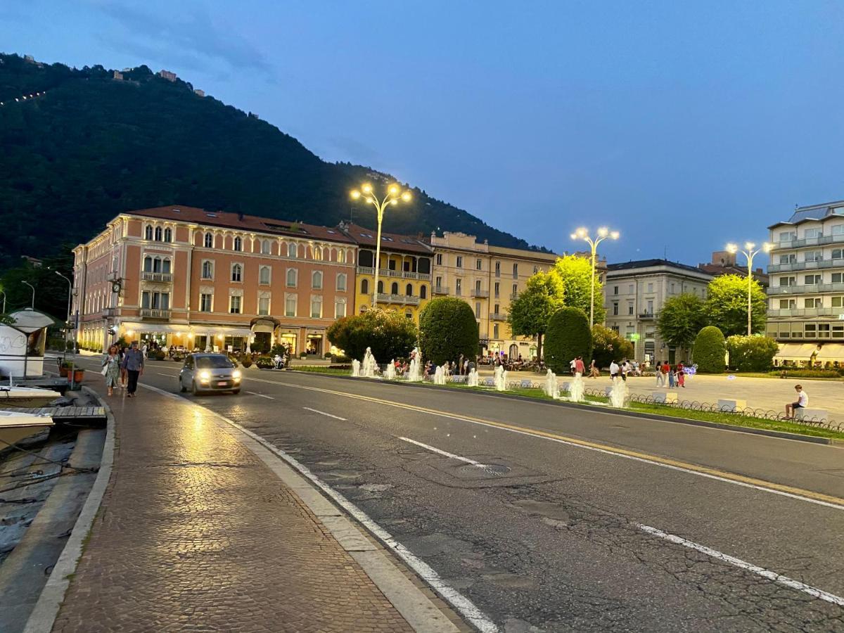 Piazza Cavour - Luxury Lake View Apartment Como Exterior photo